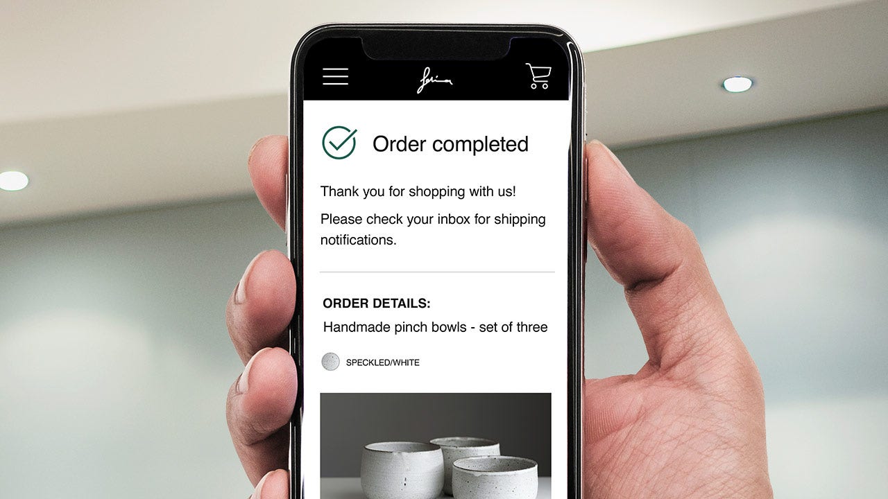 Order confirmation screen after checking out on an ecommerce website.